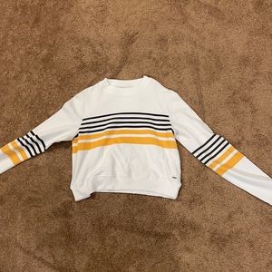 cropped hollister sweatshirt